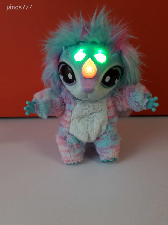 Eredeti Moose Magic Mixies plüss kisállat 17 cm-es kabala figura Hangot ad , világít ! EXTRA !!