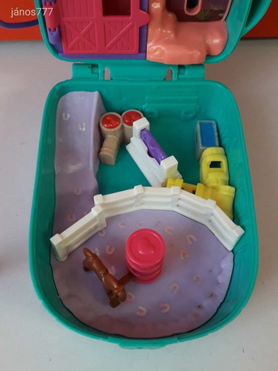 Eredeti Mattel 2019 Polly Pocket Kaktusz farm lovasudvar ház játéktér LOVARDA !!