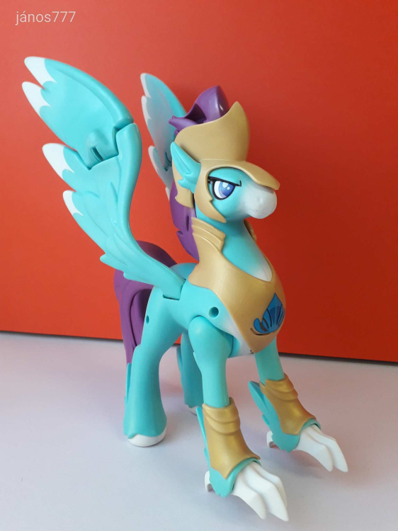 Hasbro My Little Pony HIPPOGRIFF 2017 Én Kicsi Pónim figura Óriás 30 cm Hangot ad mozog világít !!!!