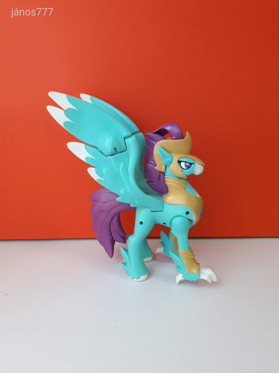 Hasbro My Little Pony HIPPOGRIFF 2017 Én Kicsi Pónim figura Óriás 30 cm Hangot ad mozog világít !!!!