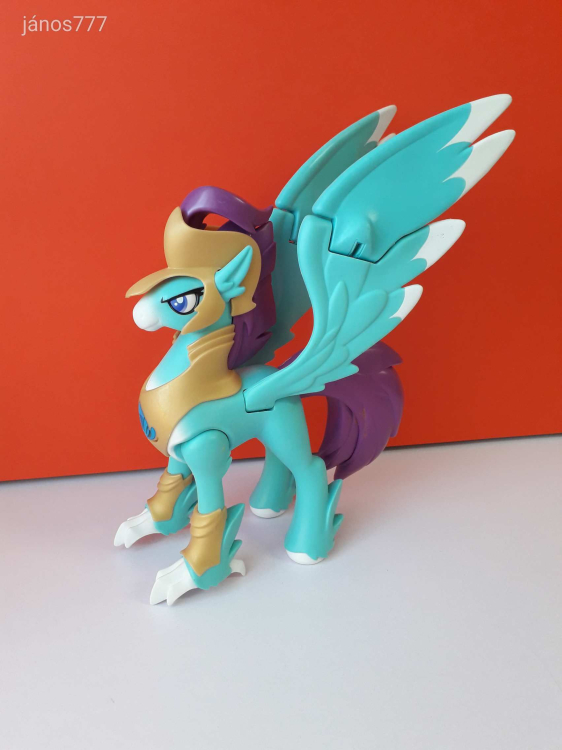Hasbro My Little Pony HIPPOGRIFF 2017 Én Kicsi Pónim figura Óriás 30 cm Hangot ad mozog világít !!!!
