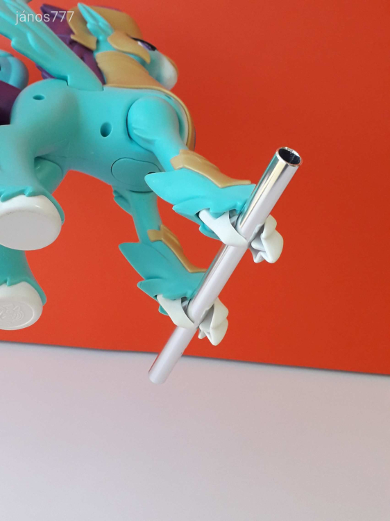 Hasbro My Little Pony HIPPOGRIFF 2017 Én Kicsi Pónim figura Óriás 30 cm Hangot ad mozog világít !!!!
