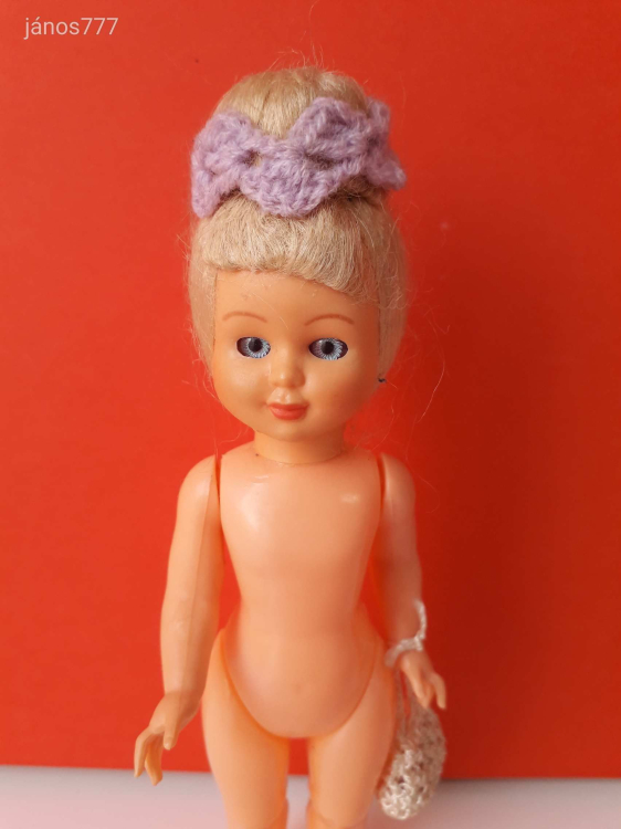 Eredeti olasz BABA retro vintage régi baba 18 cm-es pislogós baba ! EXTRA ! Made in Italy