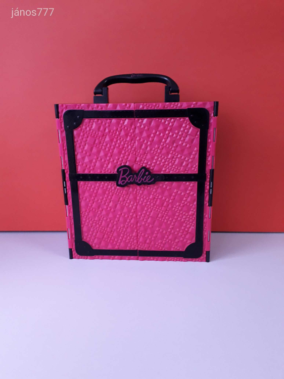 Eredeti Mattel 2011 Barbie hordozható gardrób szekrény ruha és kiegészítő tároló !