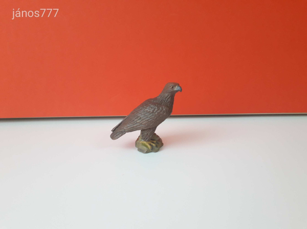 Eredeti Schleich Sas madár állatfigura ! 7x6,5cm ! 1998-as kiadás !! Schleich 16701