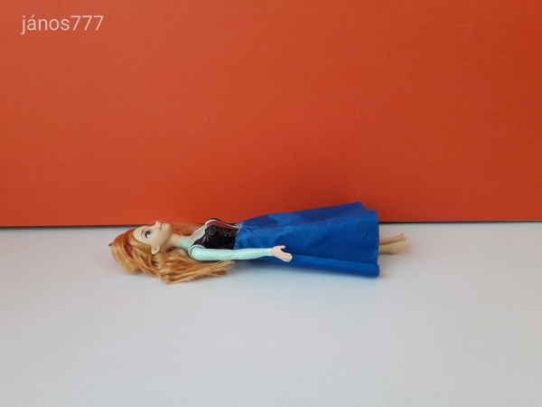 Eredeti Mattel Disney Princess Frozen Jégvarázs Anna hercegnő baba 29 cm-es