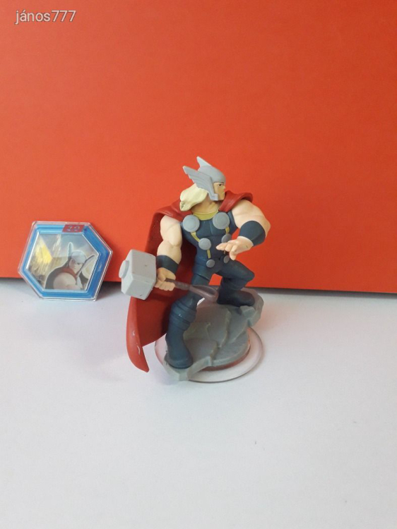 Eredeti Disney Infinity 2.0 Marvel Thor játékfigura + Power Disc !!