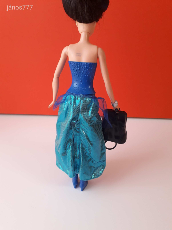 Eredeti Mattel Barbie baba játékbaba Spy Squad Renee Barbie Titkos Ügynök baba EXTRA