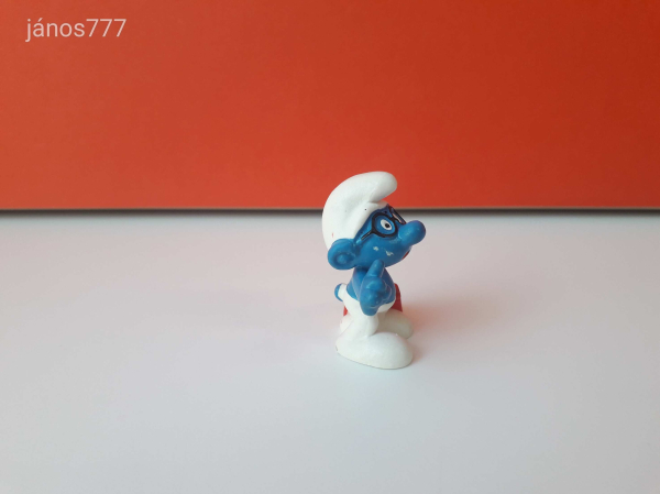 Eredeti Schleich Peyo Hupikék Törpikék Okoska Törp mesefigura! 5,5cm! Schleich 20094