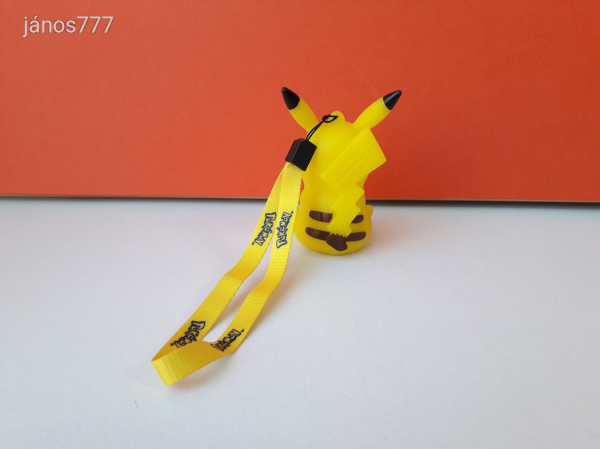 Eredeti Pokémon Pikachu Nintendo világító figura !! 9cm