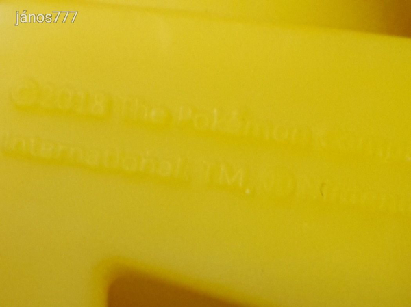 Eredeti Pokémon Pikachu Nintendo világító figura !! 9cm