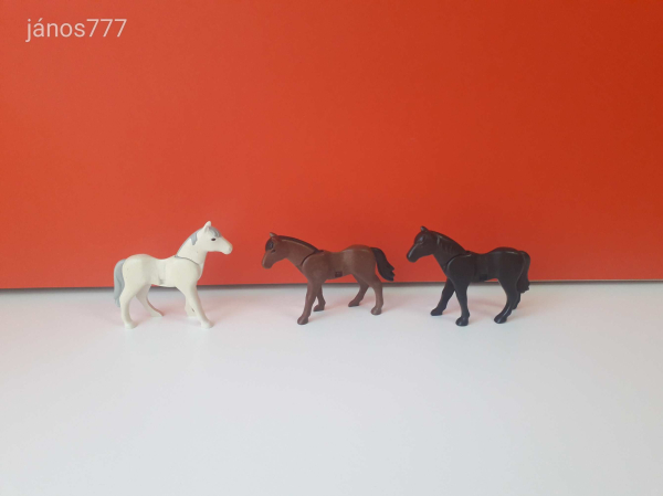 Eredeti Playmobil 3db ló állatfigura !!