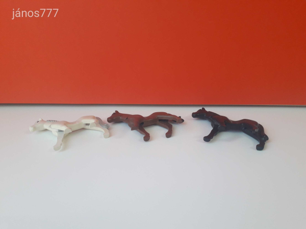 Eredeti Playmobil 3db ló állatfigura !!