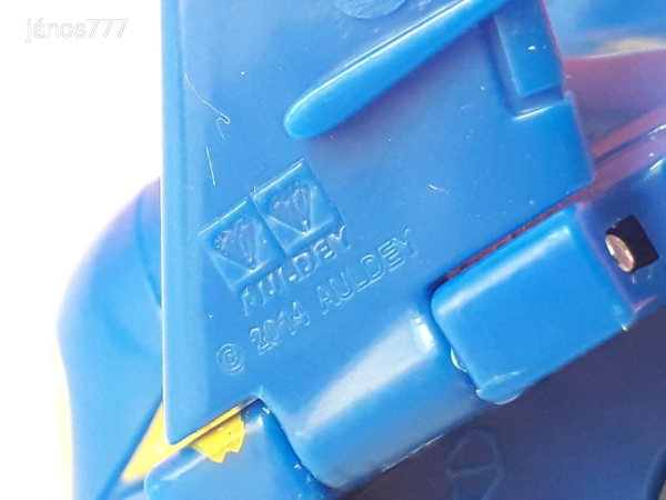 Eredeti Super Wings A Szárnyalók transformers átalakítható repülő Jerome !! 6,5x7x3cm