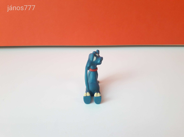 Eredeti Dragon Hunters Sárkányvadászok Hector figura !! 5cm