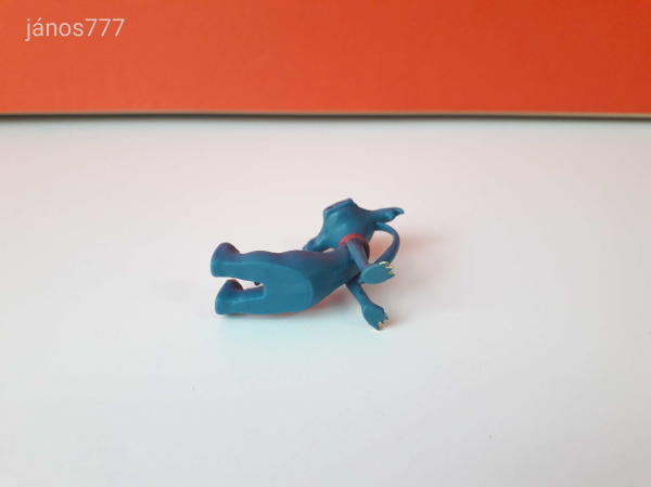 Eredeti Dragon Hunters Sárkányvadászok Hector figura !! 5cm
