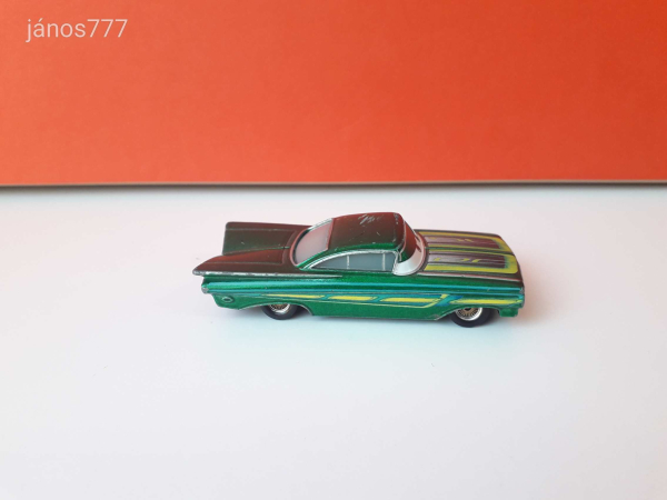 Eredeti Mattel Disney Verdák Villám barátja Ramone fém kisautó ! 8,5cm ! CARS