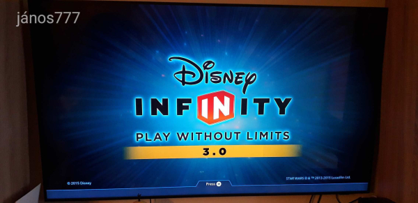 Eredeti Nintendo Wii U Infinity 3.0 konzol játék Star Wars és Mickey Mouse figurákkal + talppal !!