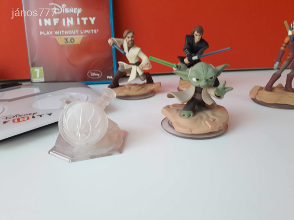Eredeti Nintendo Wii U Infinity 3.0 konzol játék Star Wars és Mickey Mouse figurákkal + talppal !!