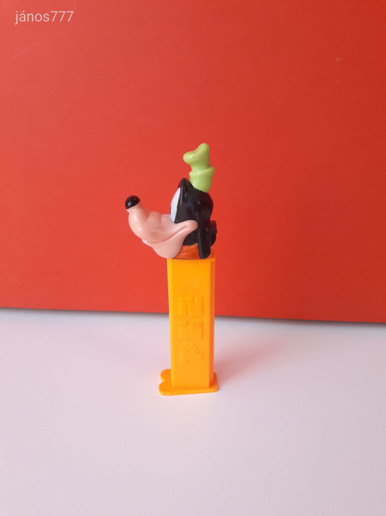 Eredeti PEZ cukorkatartó adagoló Disney Goofy kutya ! 12,5cm