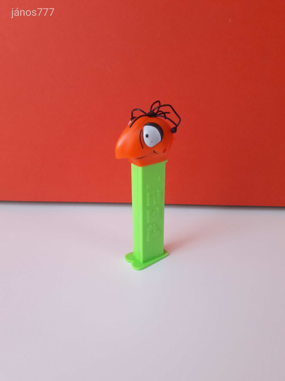 Eredeti PEZ cukorkatartó adagoló Rózsaszín Párduc szereplő Charlie hangya ! 11cm