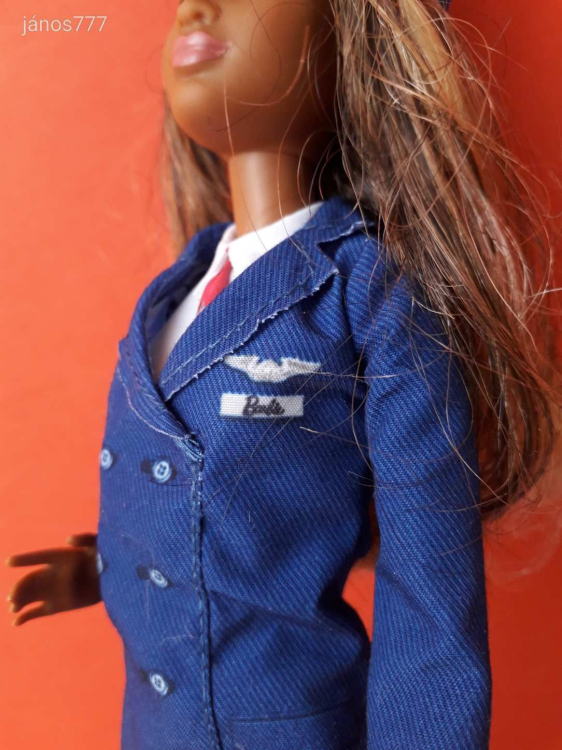 Eredeti Mattel Barbie baba Barbie játékbaba repülőgép PILÓTA baba ! - INDONESIA 2016 / 2011