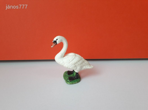 Eredeti Schleich Hattyú madár állatfigura ! 7x6cm ! 2009-es kiadás !! Schleich 13656