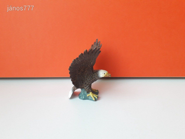 Eredeti Schleich Sas madár állatfigura ! 8,5x10cm ! 2001-es kiadás !! Schleich 16707