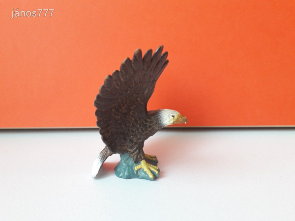 Eredeti Schleich Sas madár állatfigura ! 8,5x10cm ! 2001-es kiadás !! Schleich 16707