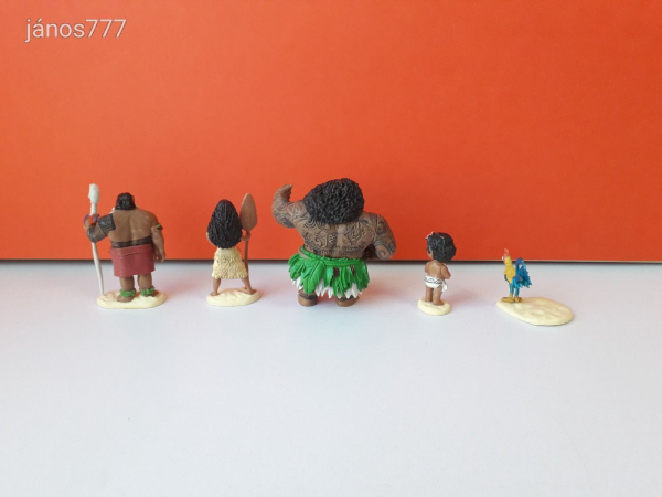 Eredeti Disney Vaiana Moana Maui és a többiek csomag !! 5db figura együtt !!
