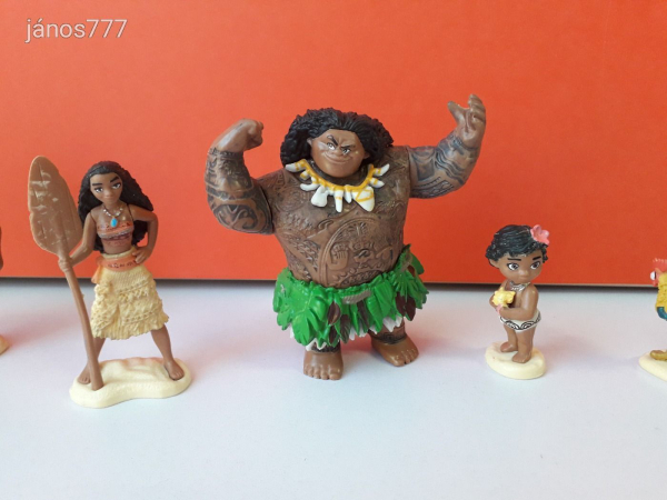 Eredeti Disney Vaiana Moana Maui és a többiek csomag !! 5db figura együtt !!