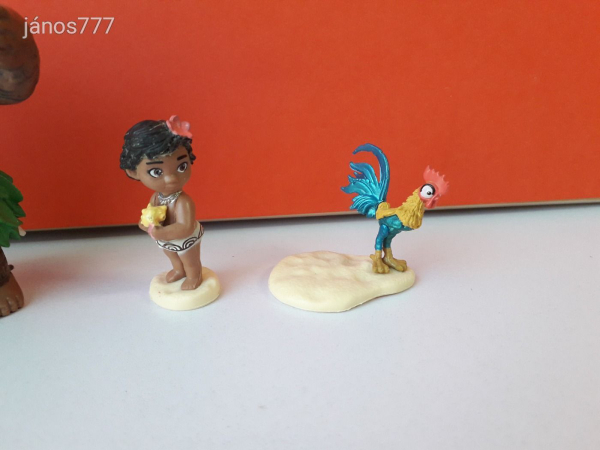 Eredeti Disney Vaiana Moana Maui és a többiek csomag !! 5db figura együtt !!