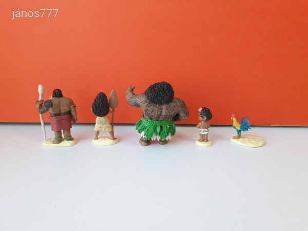 Eredeti Disney Vaiana Moana Maui és a többiek csomag !! 5db figura együtt !!