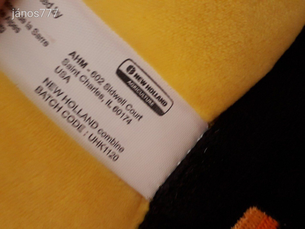 Eredeti NEW HOLLAND plüss KOMBÁJN TRAKTOR munkagép Nagy 37 cm-es kabala figura !! EXTRA !!