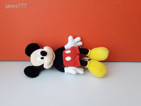 Eredeti Disney Mickey Mouse Miki Egér plüss kabala figura ! 31 cm-es plüssfigura ! EXTRA