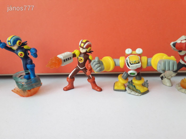 Eredeti Mattel Megaman figura csomag !! EXTRA !! MEGA MAN
