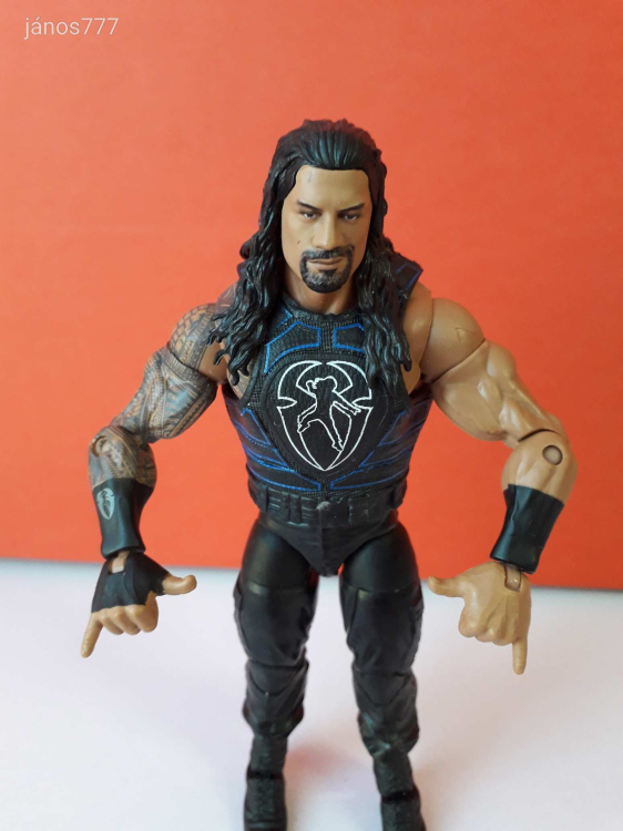 Eredeti Mattel 2011 WWE pankrátor Roman Reigns akciófigura !!! 18cm