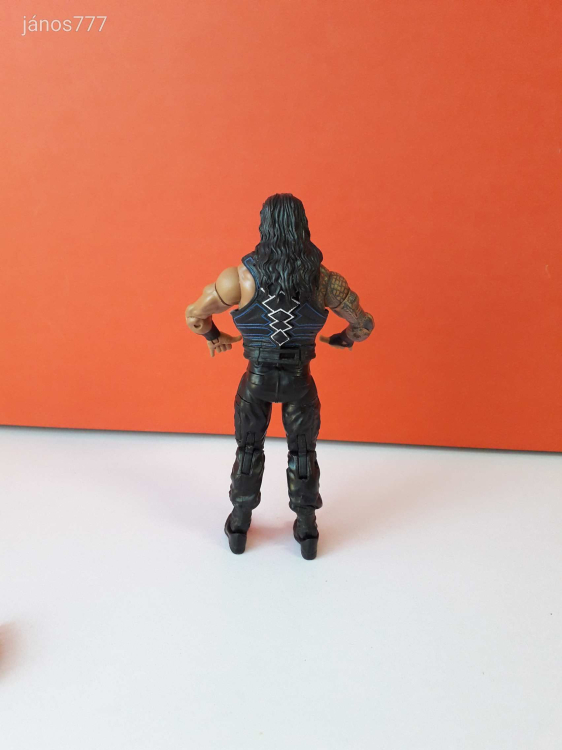 Eredeti Mattel 2011 WWE pankrátor Roman Reigns akciófigura !!! 18cm