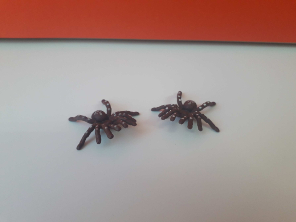 Eredeti Playmobil 2db pók állatfigura !!