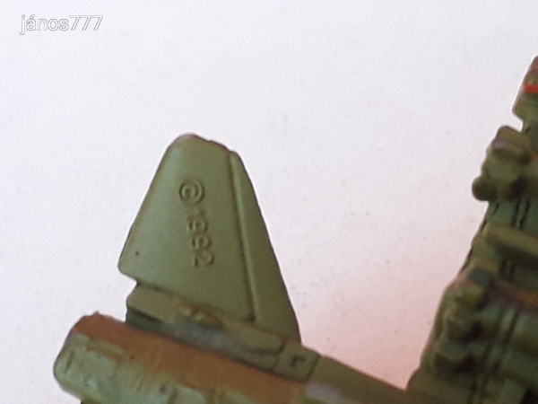 Eredeti Galoob 1992 Micro Machines F-16 Fighting Falcon vadászgép katonai jármű repülő !! Military