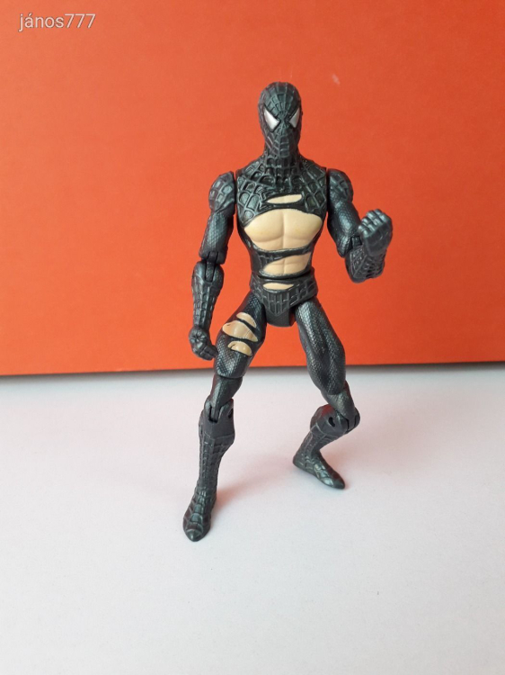Eredeti Hasbro Spider-Man 3 Symbiote Busting Double Punch Pókember akciófigura !! 13cm