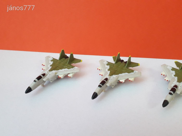 Eredeti Hasbro Micro Machines G.I.Joe Air Squadron 4db vadászgép katonai jármű repülő !! Military