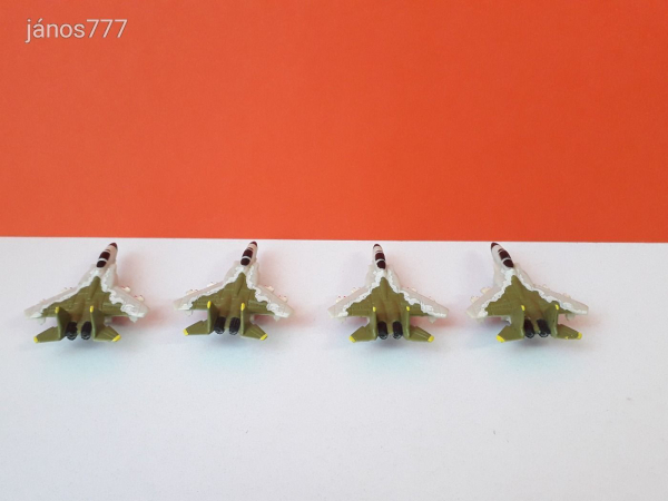 Eredeti Hasbro Micro Machines G.I.Joe Air Squadron 4db vadászgép katonai jármű repülő !! Military