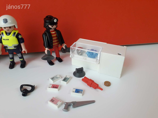 Eredeti Playmobil Rendőr nyomozó betörő csomag !!