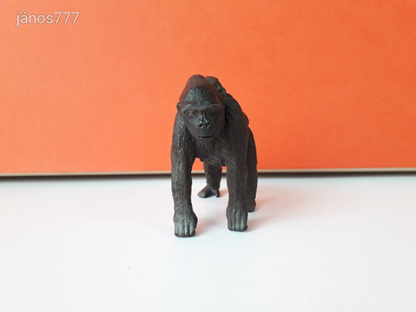 Eredeti Schleich Gorilla nőstény bébivel állatfigura !! 8x7cm ! 2011-es kiadás ! Schleich 14662