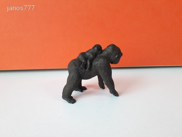 Eredeti Schleich Gorilla nőstény bébivel állatfigura !! 8x7cm ! 2011-es kiadás ! Schleich 14662