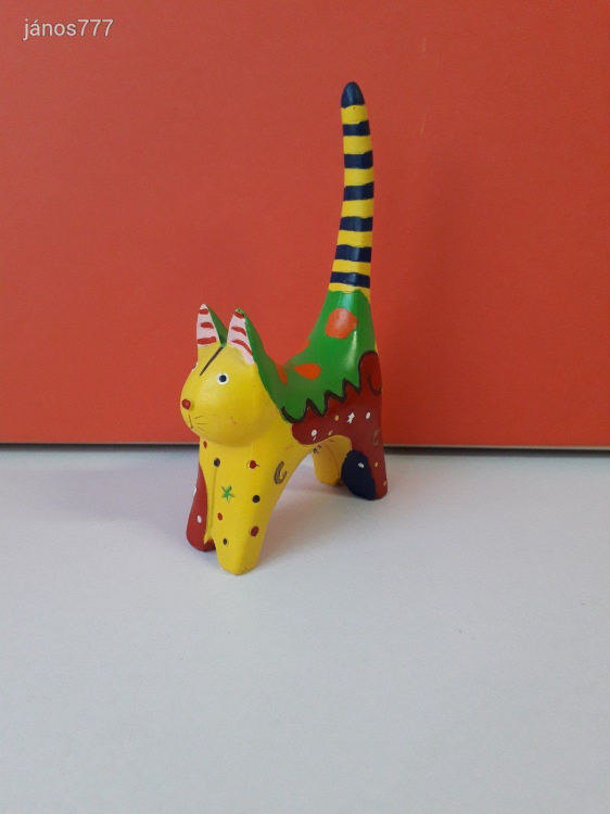 CICA kabala figura 17 cm-es színes macska figura fa dísztárgy !! EXTRA !!!