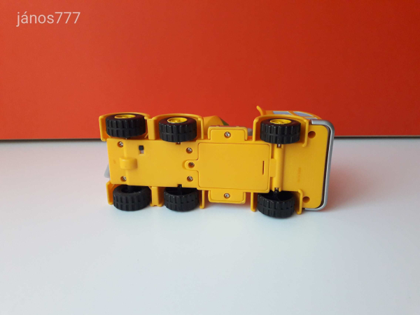 Eredeti Bob the Builder Bob a Mester betonkeverő autó !! 18cm ! EXTRA !!