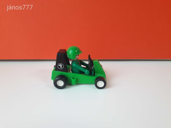 Eredeti Playmobil Gokart versenyző !! 