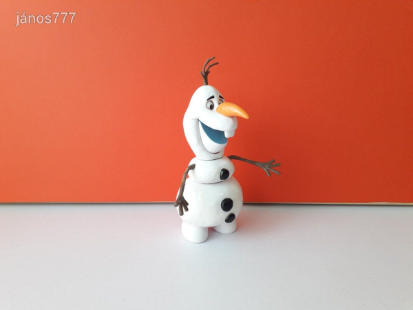 Eredeti Disney Jégvarázs mese szereplő Olaf hóember !! Extra !! 22cm